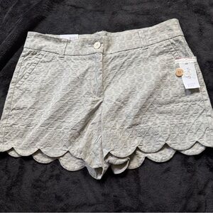 Crown & Ivy High Waist Scalloped Gray Shorts Size 8 Iseam 4